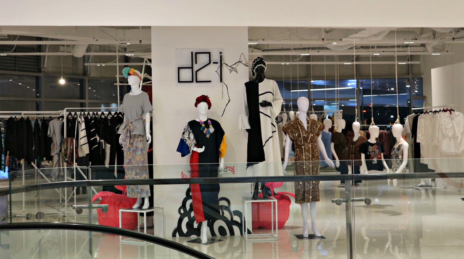 d2-i Concept Store Indonesia Fashion Chamber Neo Soho Mall