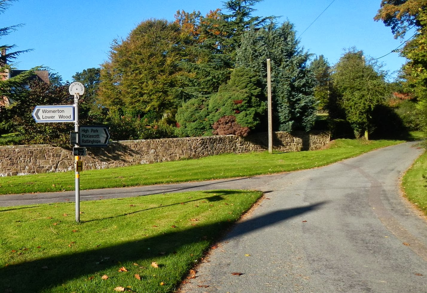 Shropshire Hills Cyclist Woolstaston, Church Stretton