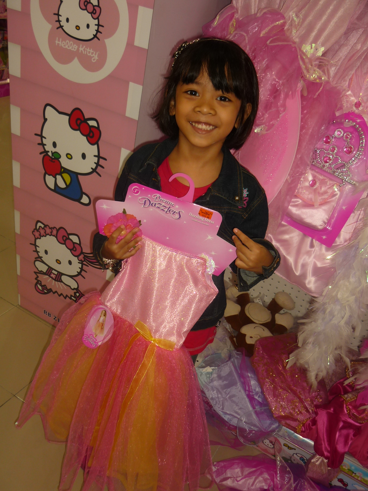 My Life & My Loves . Toys R Us One Utama