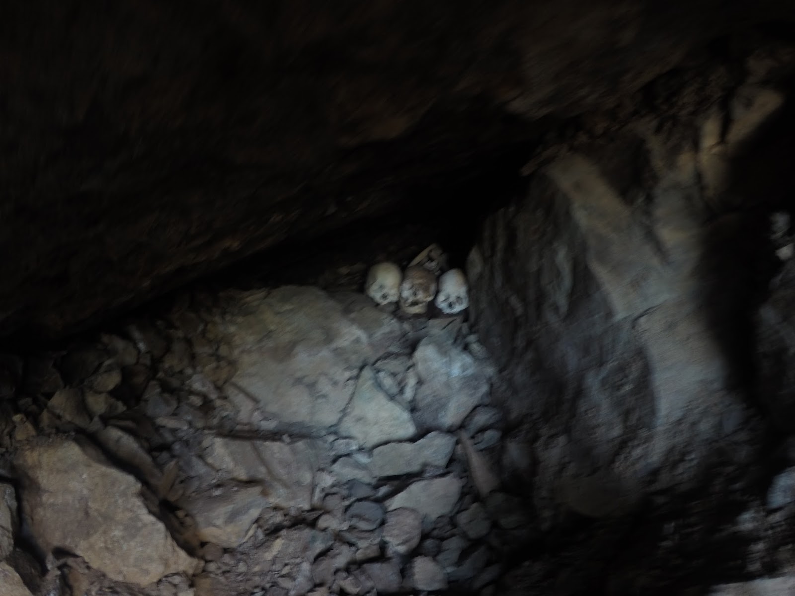 Pong-ol Burial Caves