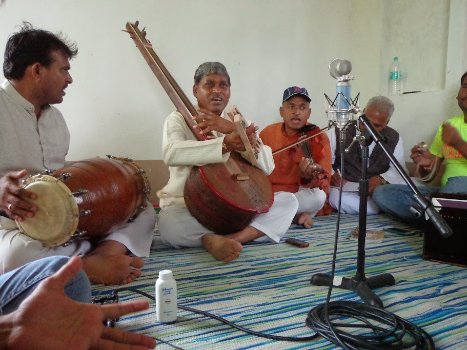 Taal Yaatra: Singing Kabir with Prahlad Singh Tipanya - A Rural Retreat