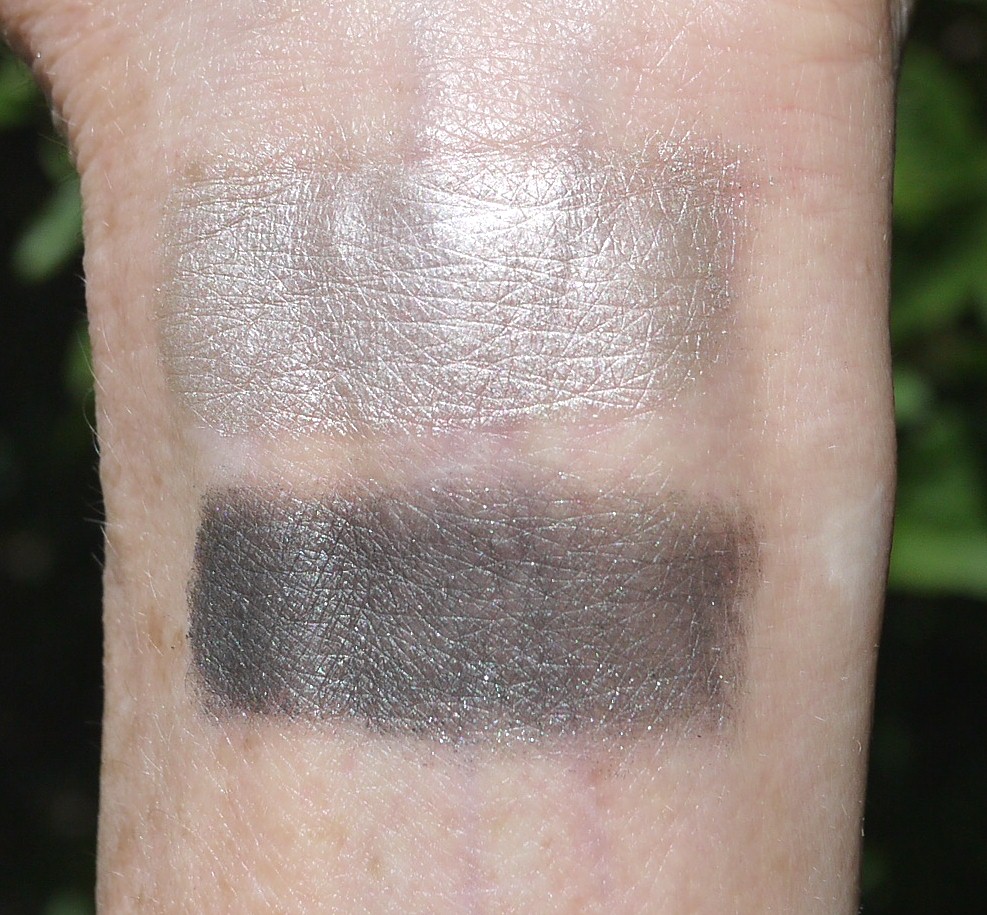 Best Things in Beauty Clinique Nightcap All About Shadow Duo