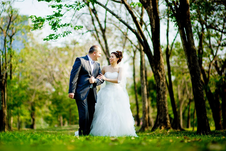 Getting Married to a Thai Bride — Customs and Traditions Getting Married to a Thai Bride — Customs and Traditions — Featured Post