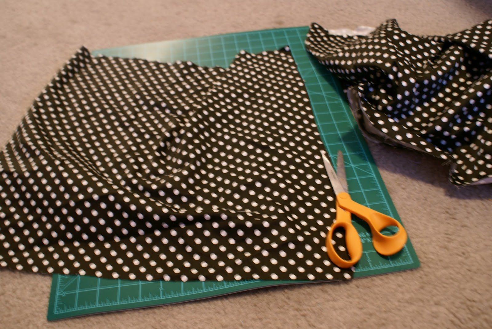 DIY No Sew Apron