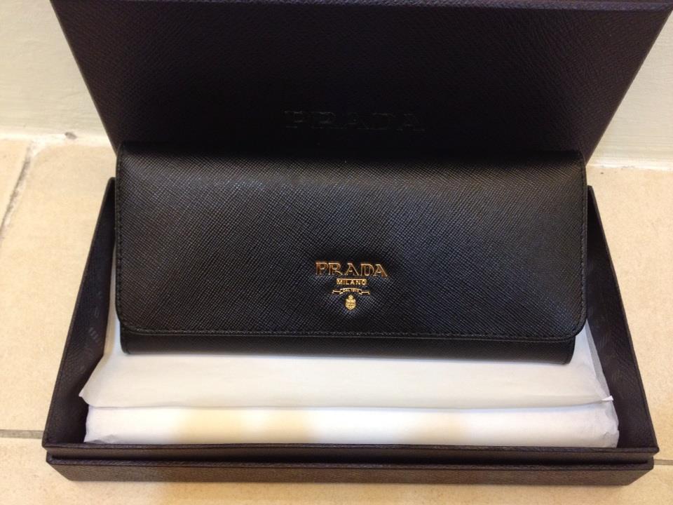 Prada Saffiano Leather Wallet 1M1132 - Azurebagz