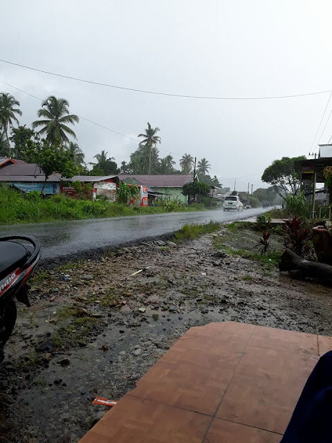 Menjelajah dan Menelusuri Destinasi Lokasi Wisata Pantai Pandan Sibolga, Pantai Bosur, Kalangan, Hajoran dan Hollywood Family Adventure di Daerah Tapanuli Tengah Sibolga Sumatera Utara Indonesia Jalan - Sibolga Sidempuan
