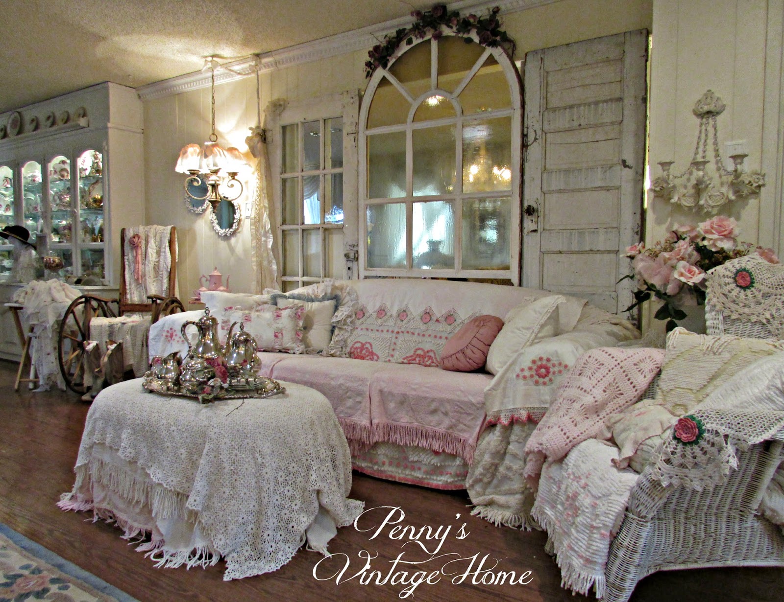Penny's Vintage Home: Making Room for the Christmas Tree