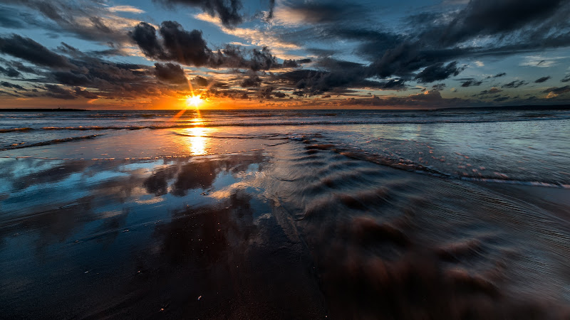 2 Waves and Sunset