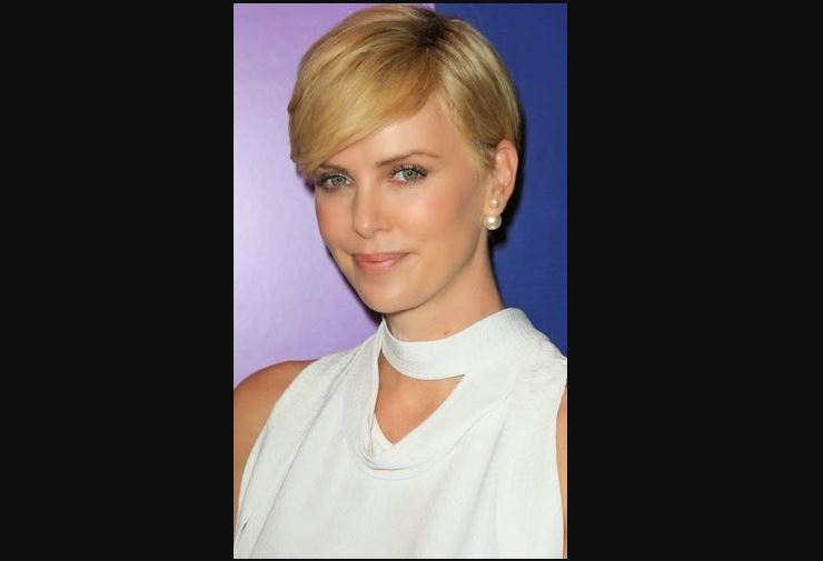 Charlize Theron green eyes
