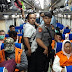 12 Tersangka Suap DPRD Kota  Malang  Naik Kereta Dalam Keadaan Tangan Terborgol