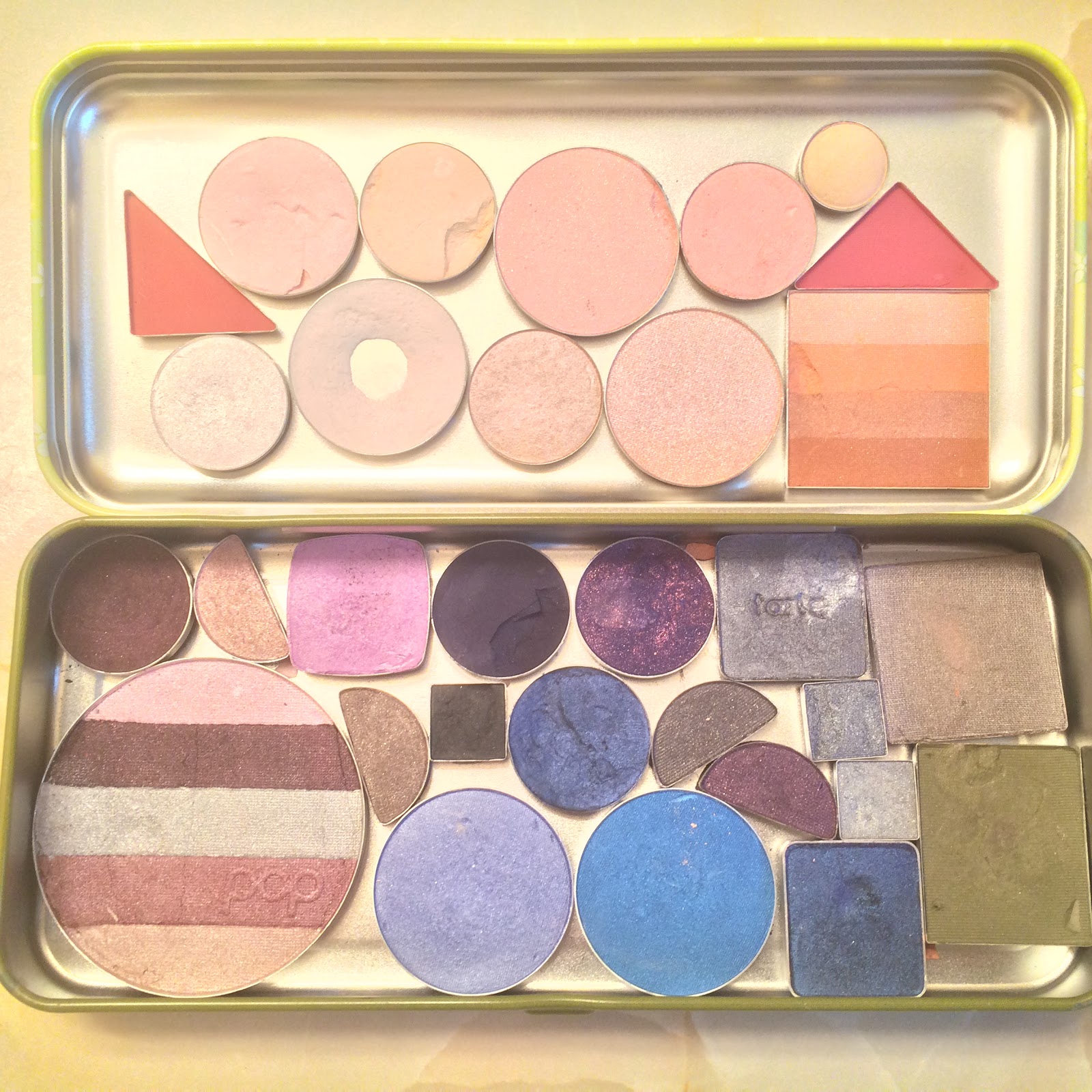 DIY custom makeup palettes