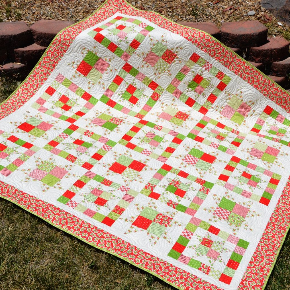 Happy Quilting Classic Christmas Quilt & Tutorial