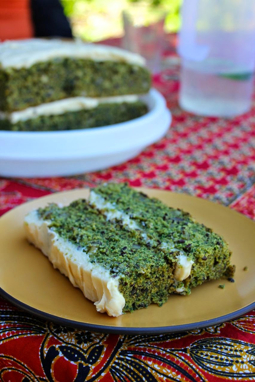 Green Gourmet Giraffe Adelaide, kale cake, smoky cookies and plane food