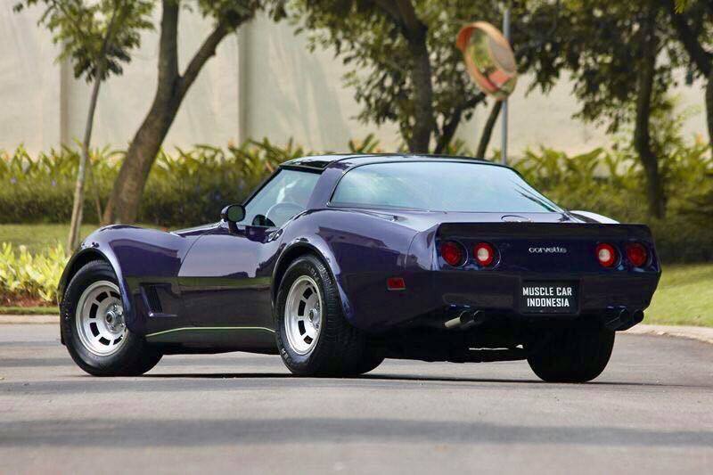 Corvette Stingray 1982