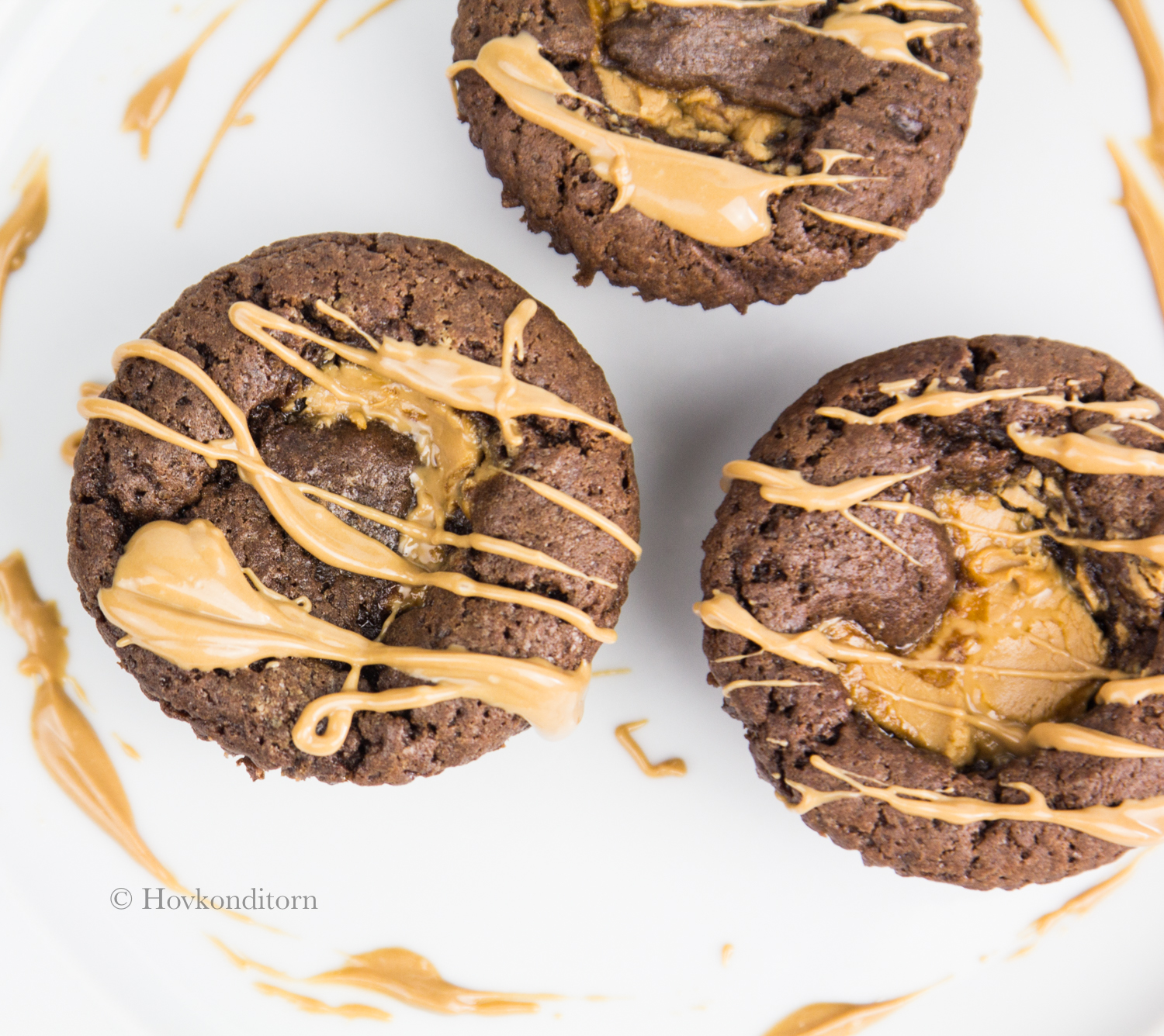 Chocolate Muffins with Caramel Filling