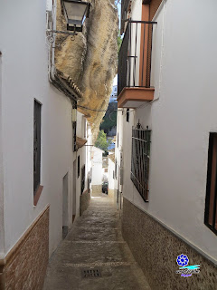 Setenil de las Bodegas - Calles estrechas