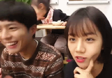 오늘자 V앱 응답하라1988 덕선(혜리)+택(박보검) | 인스티즈