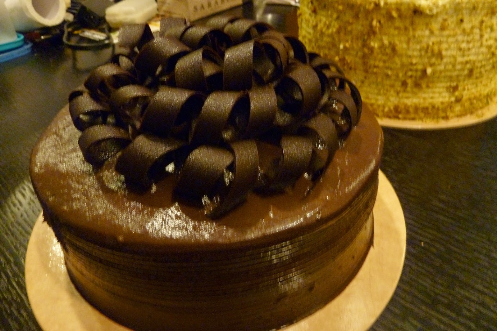 Supreme Life: Purple Oven: Cakes, Cakes and Something Else