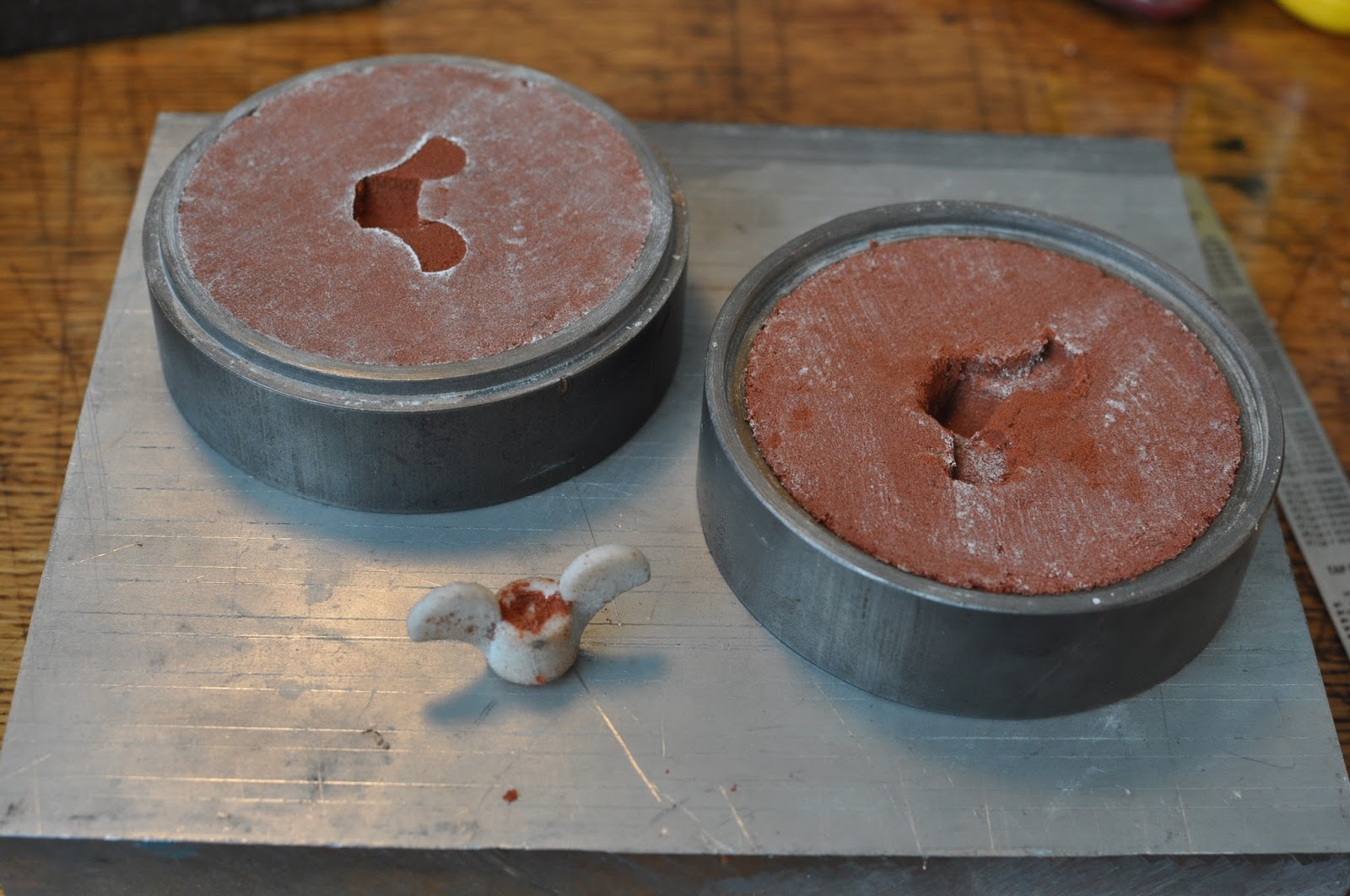 Handverker Sand Casting Using A 3d Print As A Pattern For Casting In 