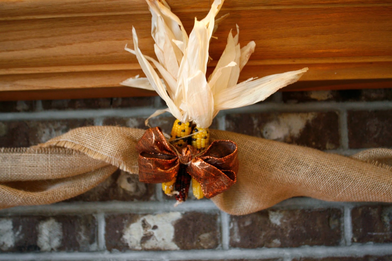 Family Strong Burlap Swag