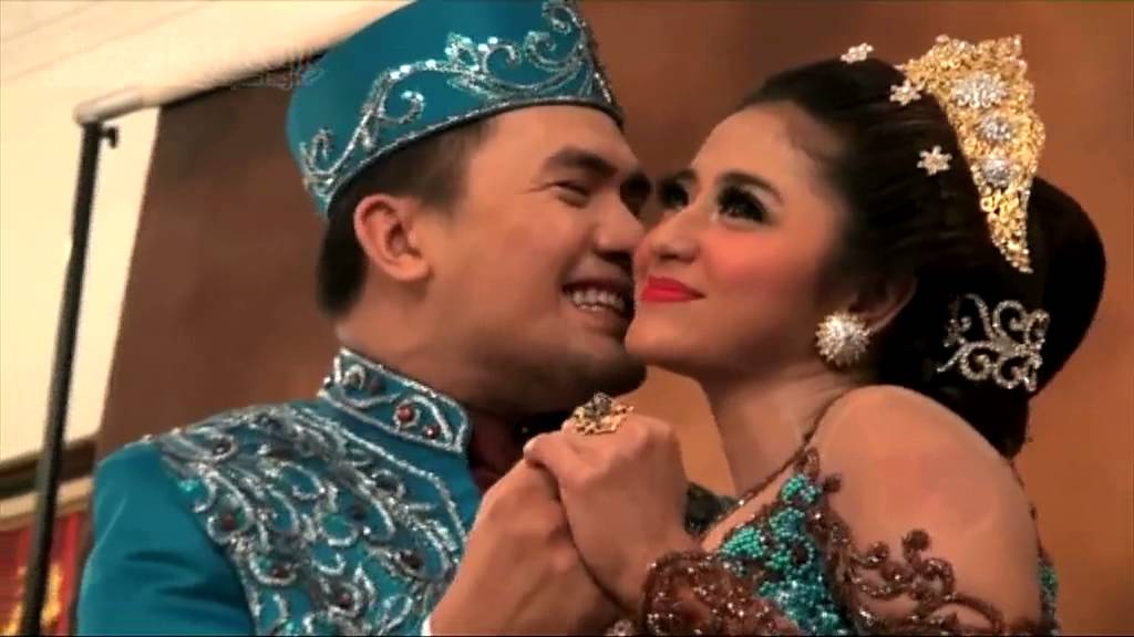 Saiful Jamil dan Dewi Perssik