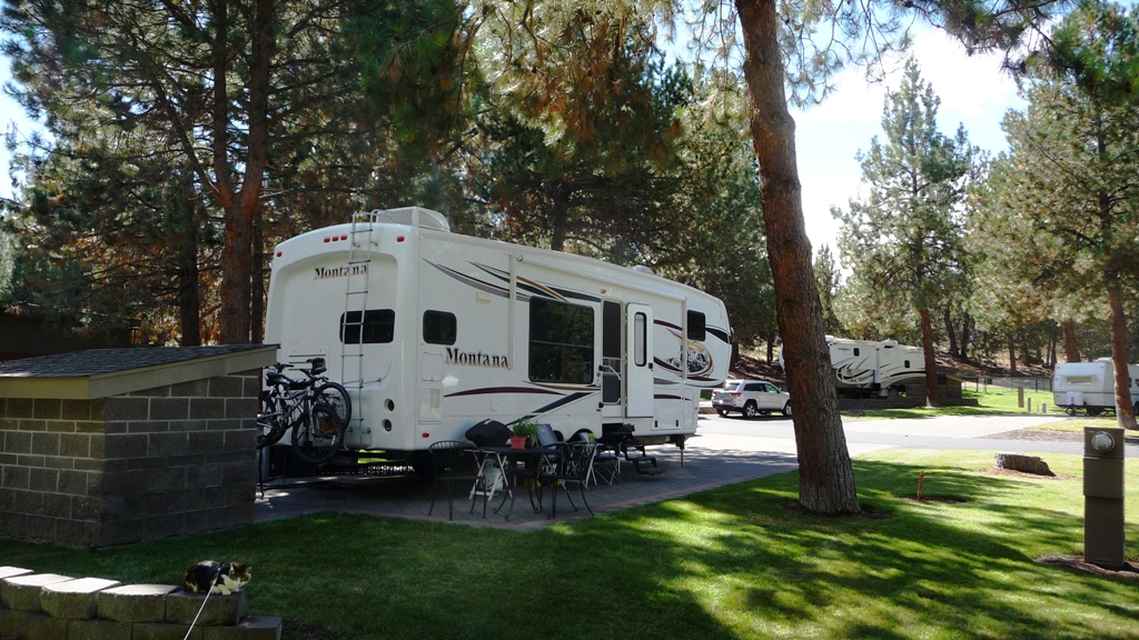 Metamorphosis Road Campground Review Crown Villa RV Resort, Bend, OR