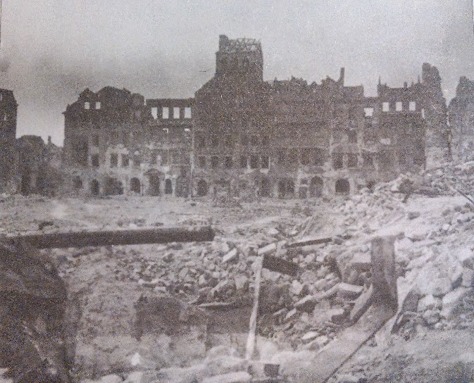 Warszawa w ruinach