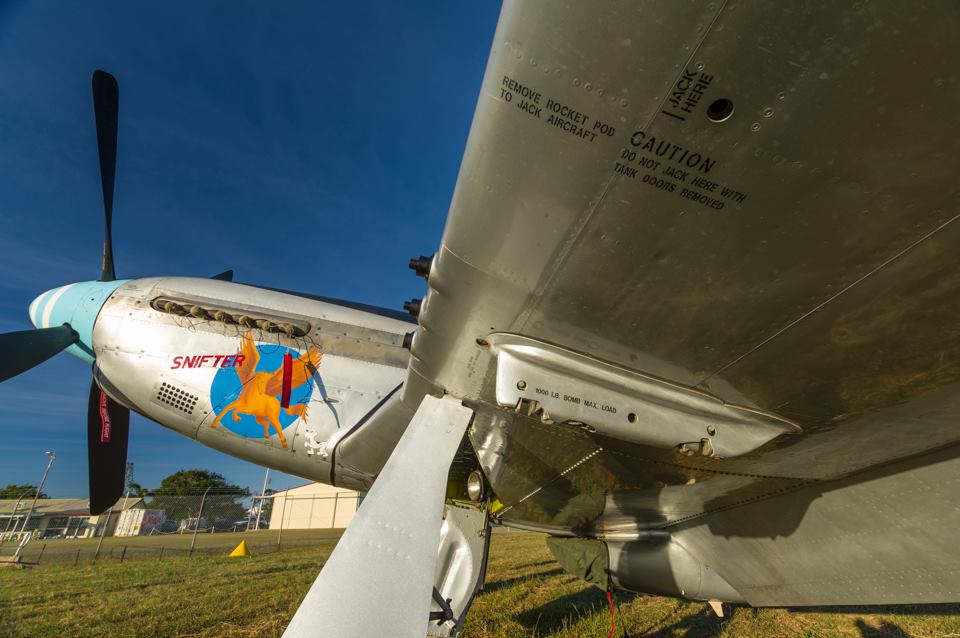 Air Queensland.blogspot "Snifter" the Mustang captured at Mackay Airport