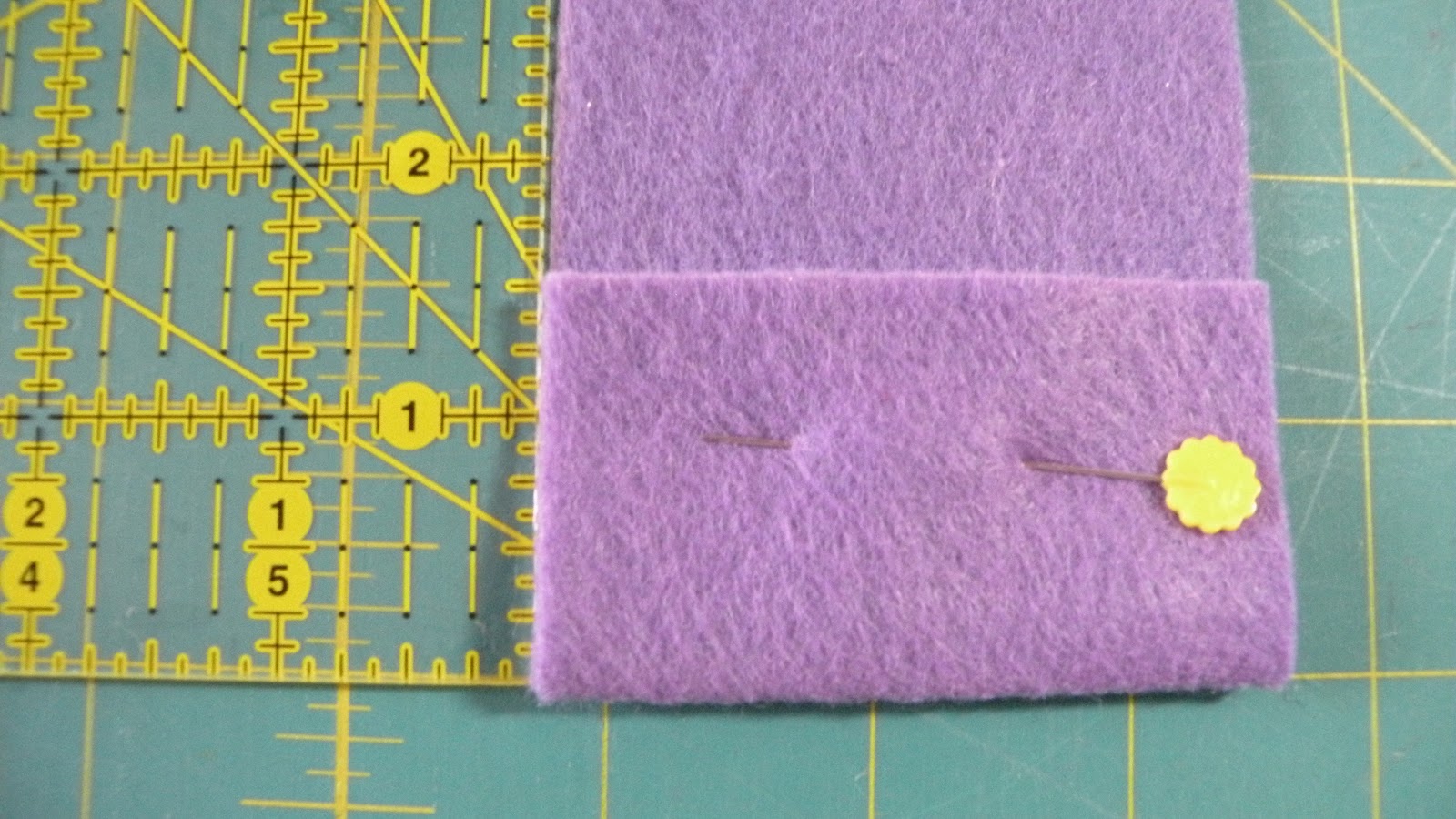 A Happy Bluebird Make a Needle Keeper