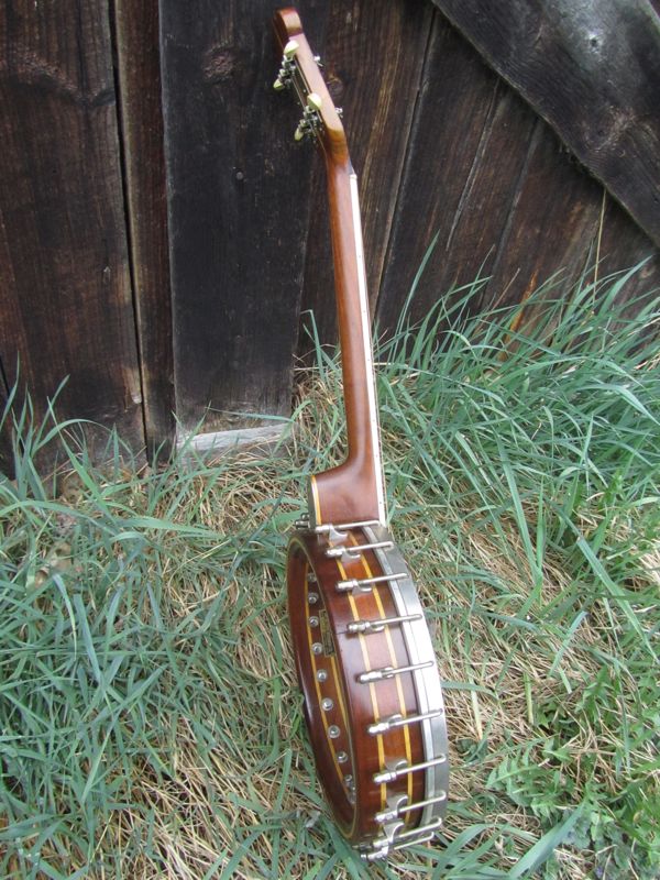 c.1925 The Dayton Tenor Banjo