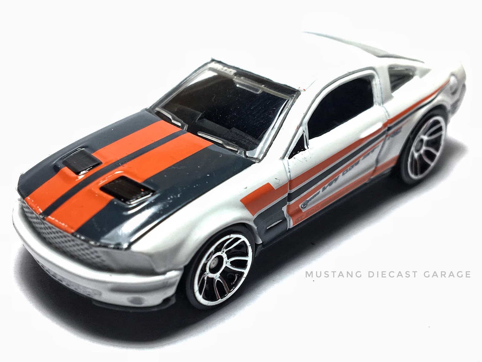 hot wheels 07 shelby gt500