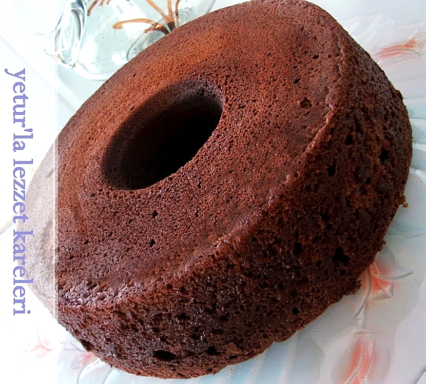 yetur�la lezzet kek tenceresinde kakaolu kek