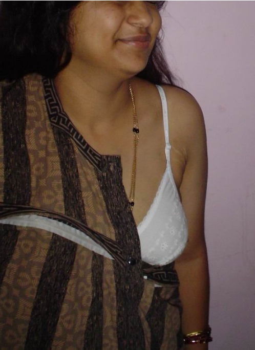 Congratulate, simply verkliga indiska aunties broest opinion Fantastic way! verkliga indiska aunties broest are