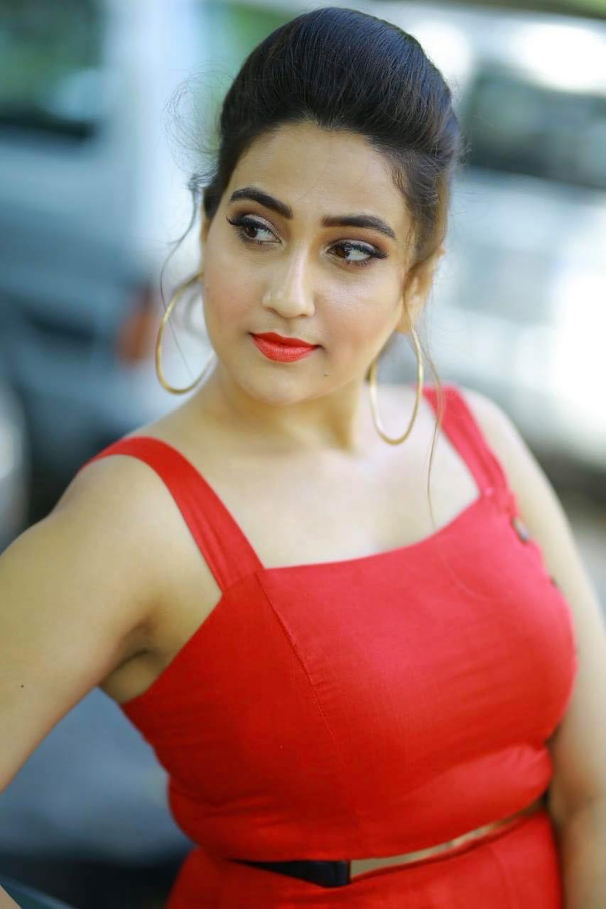 Beautiful Telugu Tv Anchor Manjusha In Red Top Tollywood Boostsexiezpix Web  Porn