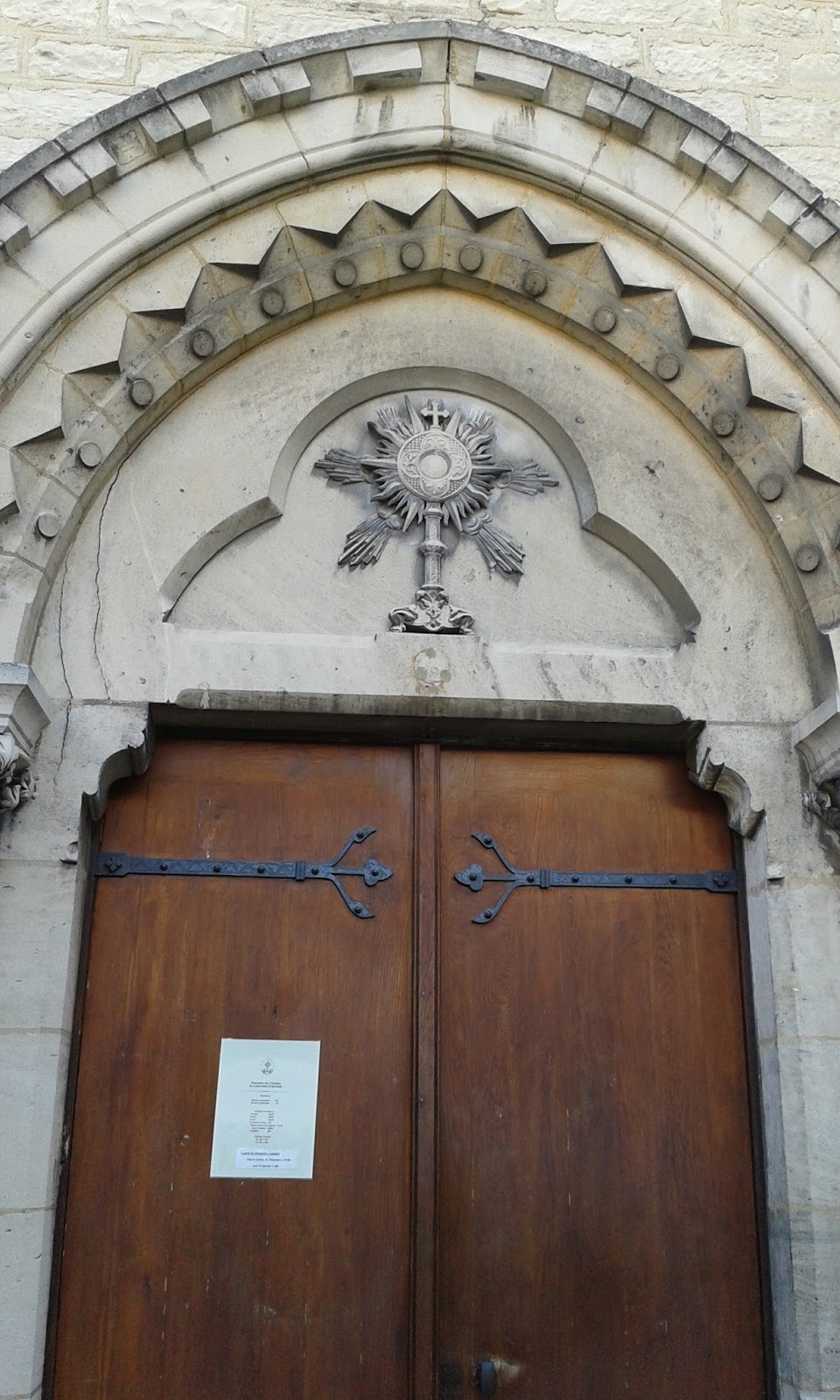 Pax et Bonum Clarisas de la Adoración perpetua en Francia