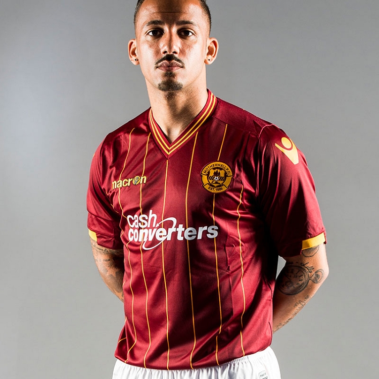 Motherwell-15-16-Kits+%25285%2529.jpg