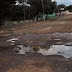 07/03 - 21:50h - Prefeitura de Itapirapuã responde a protestos e promove o tapa buracos