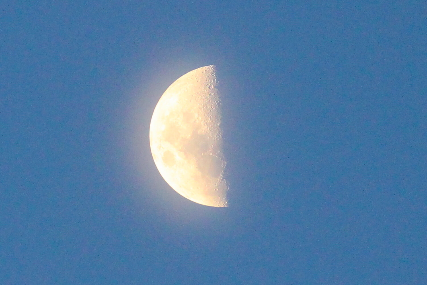 moon from peruvian amazon so birght