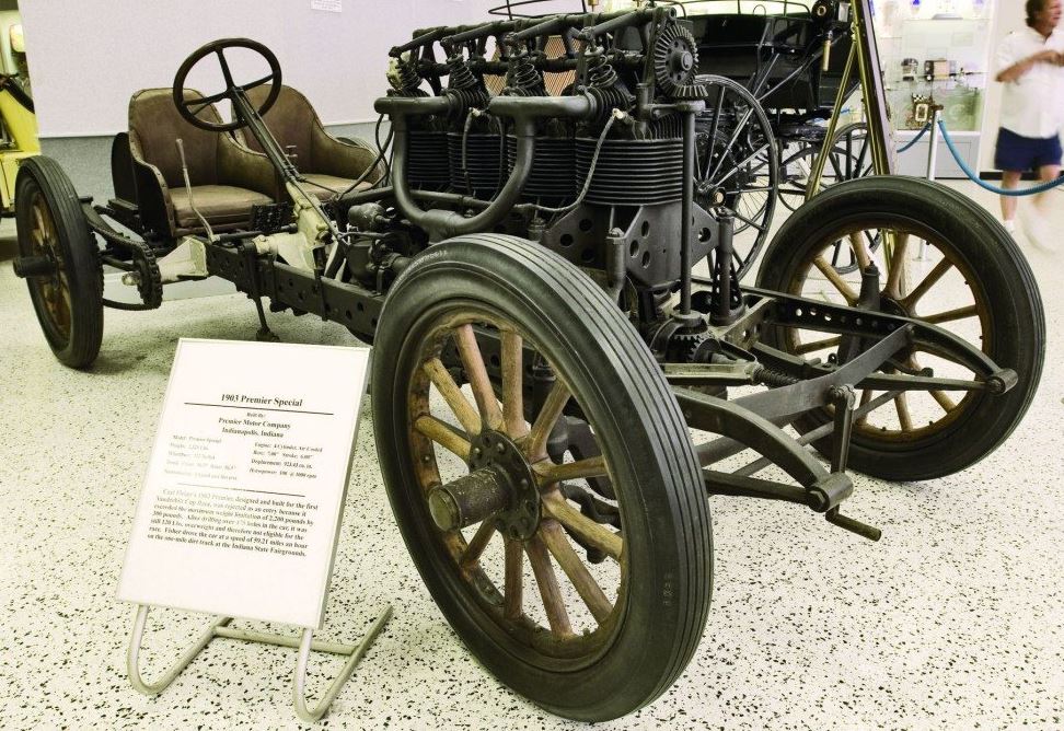 Just A Car Guy Check out the hand crank start gears on this 1905