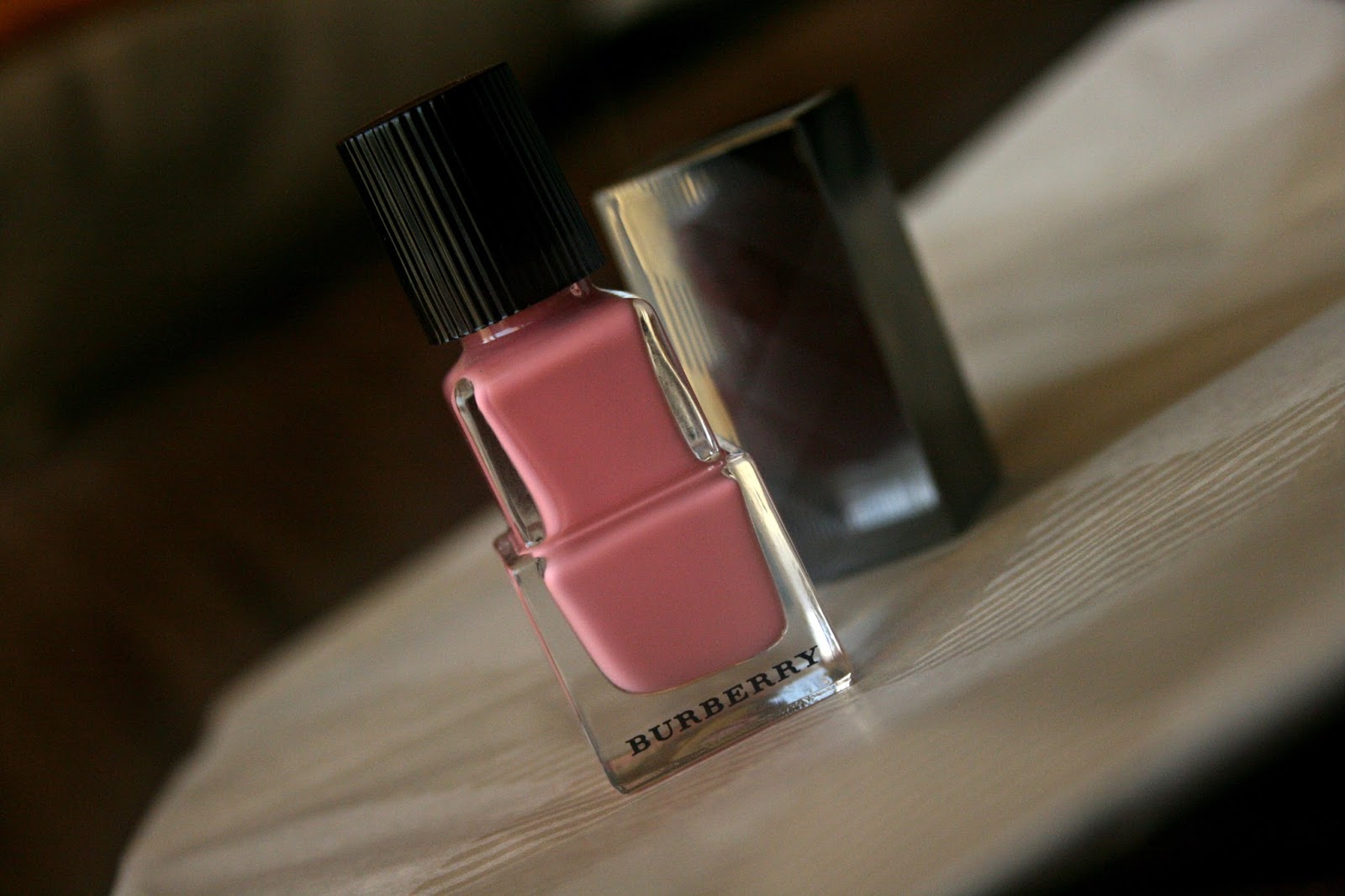 Burberry Beauty Nail Polish in Rose Pink No. 400