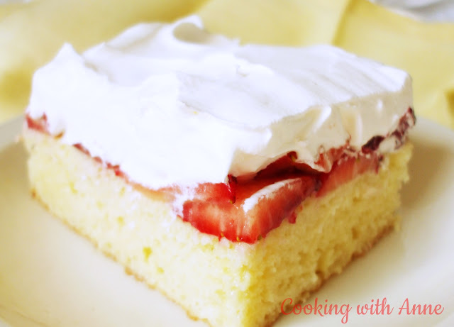 Strawberries & Cream Icebox Cake
