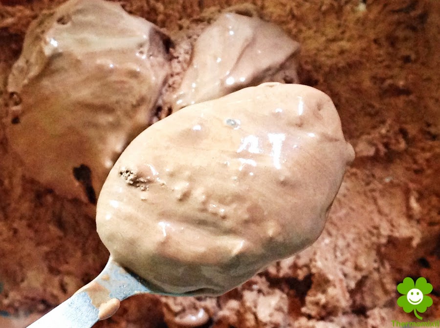 HELADO DE CHOCOLATE Y NATA (crema de leche) CON THERMOMIX