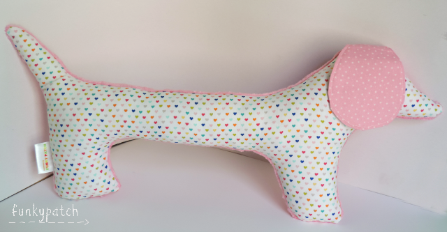 Canastilla para bebé de estilo moderno, personalizada y hecha a mano