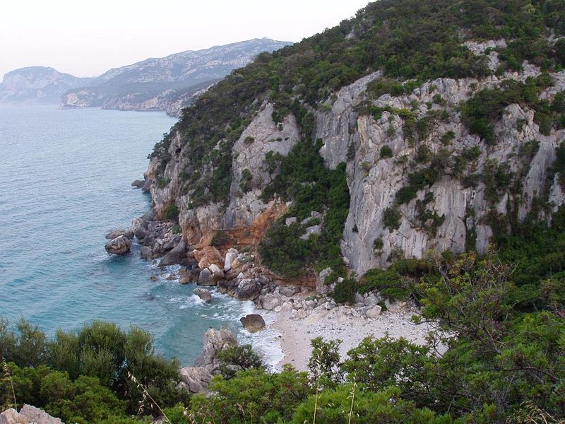 Сардиния море кала Гононе