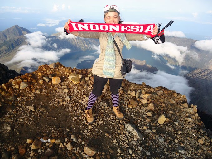 Hiking and Trekking Mount Rinjani Lombok Island Indonesia