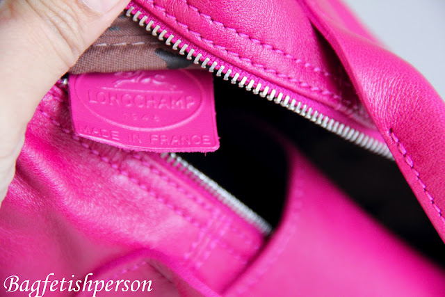 bagfetishperson: Longchamp Le Pliage Cuir Cyclamen