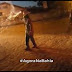 BAHIA / Homem faz exibição perigosa com espadas na cabeça; veja o vídeo