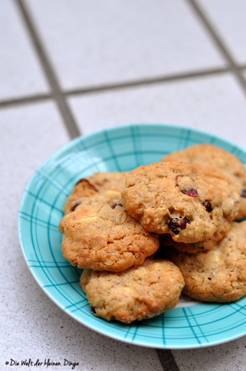 Die Welt der kleinen Dinge: Haferflocken-Cranberry-Cookies mit weißer ...