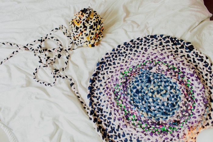 Burntfeather: Circle Rag Rug DIY