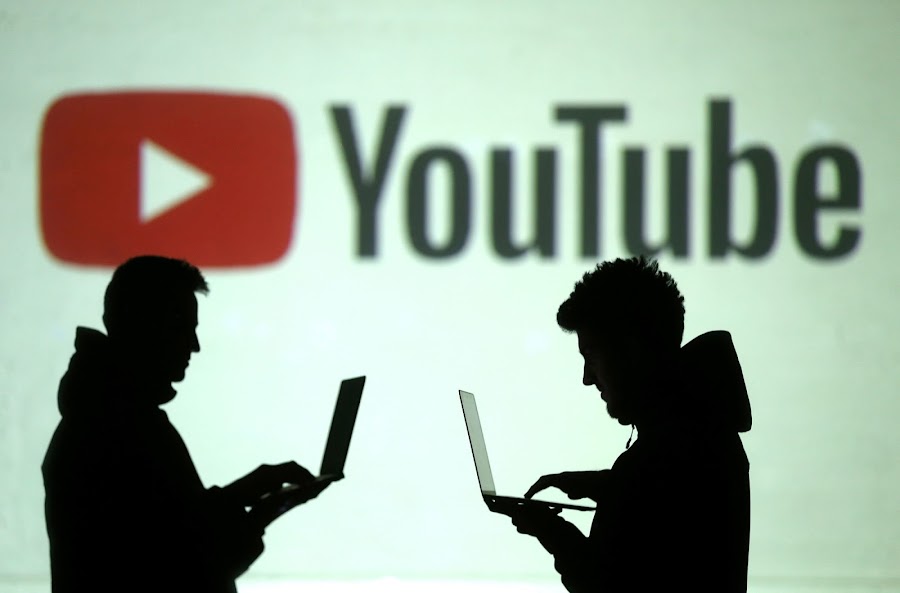YouTube Facing Backlash After Using A Video Without Giving Credit YouTube’s Recent Christmas Video Tweet Was Uncredited, Social Network Posted Apology After Creator Shares Frustration